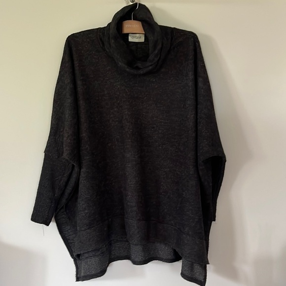 CHERISH dark grey turtle neck bat wing sleeved pull over. - Picture 6 of 6